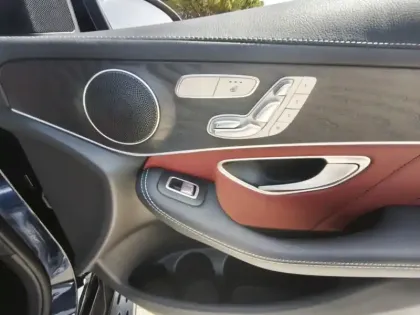 Photo 17 Mercedes Classe GLC GLC 300de 4MATIC Coupé AMG Lin