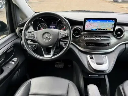 Photo 5 Mercedes Classe V 300 AVANTGARDE Long 7 PLACES