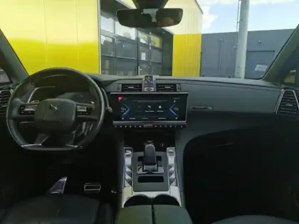 Photo 8 DS DS 7 E-Tense 4x4 Grand Chic 1.6 THP