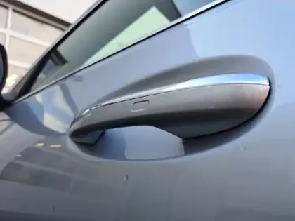 Photo 10 Mercedes Classe C  300 e Break AMG line