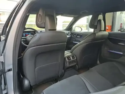 Photo 17 Mercedes Classe C  300 e Break AMG line