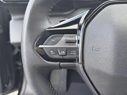 Photo 18 Peugeot 308  BlueHDi 130ch S&S EAT8 Active Pack