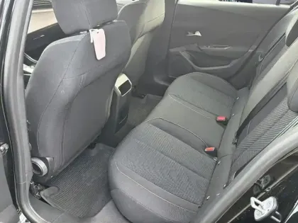 Photo 22 Peugeot 308  BlueHDi 130ch S&S EAT8 Active Pack