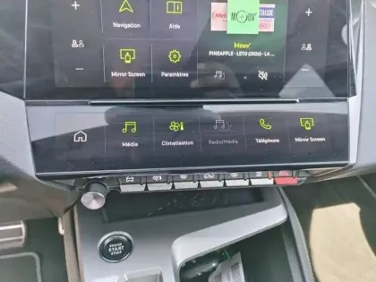 Photo 12 Peugeot 408  Hybrid 136 e-DCS6 GT