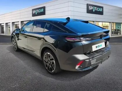 Photo 29 Peugeot 408  Hybrid 136 e-DCS6 GT