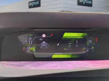 Photo 20 Peugeot 408  Hybrid 136 e-DCS6 GT