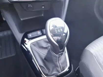 Photo 23 Opel Corsa  1.2 75 ch BVM5 Elegance Business