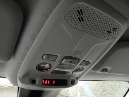 Photo 24 Peugeot 208  PureTech 75 S&S BVM5 Style