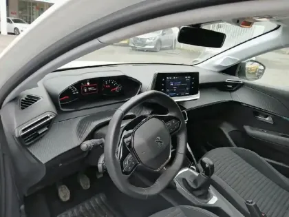 Photo 9 Peugeot 208  PureTech 75 S&S BVM5 Style