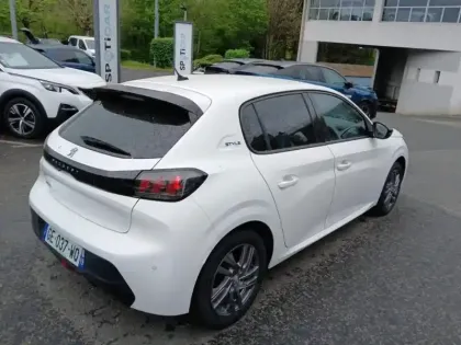 Photo 6 Peugeot 208  PureTech 75 S&S BVM5 Style