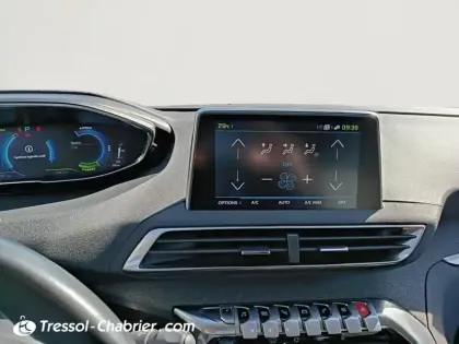 Photo 20 Peugeot 3008  Hybrid 225 e-EAT8 Allure