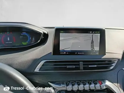 Photo 10 Peugeot 3008  Hybrid 225 e-EAT8 Allure