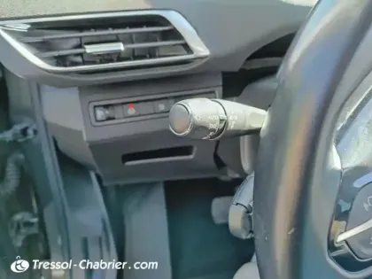 Photo 26 Peugeot 3008  Hybrid 225 e-EAT8 Allure