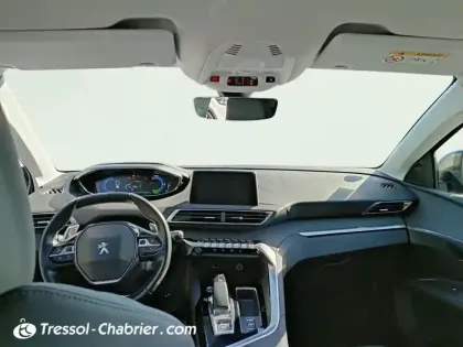Photo 5 Peugeot 3008  Hybrid 225 e-EAT8 Allure