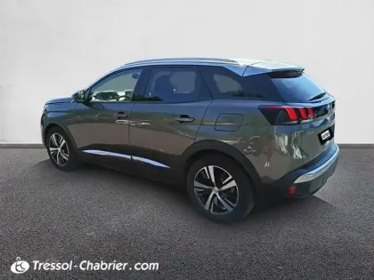 Photo 18 Peugeot 3008  Hybrid 225 e-EAT8 Allure