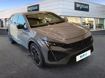 Photo 28 Peugeot 408  Hybrid 136 e-DCS6 GT