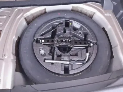 Photo 26 Volkswagen T-cross  1.0 TSI 115 Start/Stop BVM6 R-Line