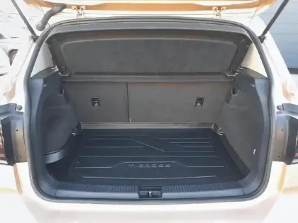 Photo 7 Volkswagen T-cross  1.0 TSI 115 Start/Stop BVM6 R-Line