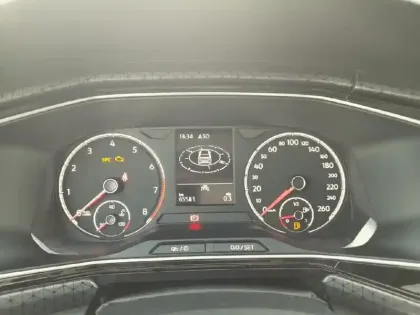 Photo 20 Volkswagen T-cross  1.0 TSI 115 Start/Stop BVM6 R-Line