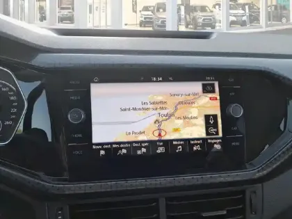 Photo 10 Volkswagen T-cross  1.0 TSI 115 Start/Stop BVM6 R-Line