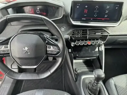 Photo 12 Peugeot 2008  BlueHDi 100 S&S BVM6 Allure
