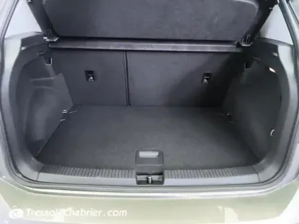 Photo 17 Volkswagen T-cross  1.0 TSI 110 Start/Stop DSG7 R-Line