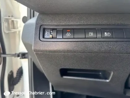 Photo 7 Peugeot 3008  Hybrid 225 e-EAT8 Allure Pack