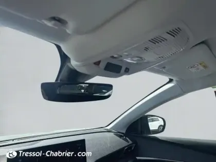 Photo 12 Peugeot 3008  Hybrid 225 e-EAT8 Allure Pack