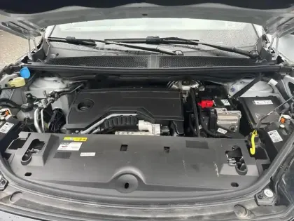 Photo 6 Peugeot 3008  Hybrid 136 e-DCS6 Allure