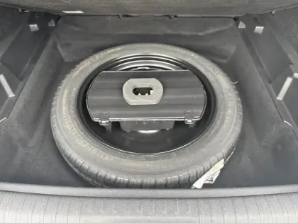 Photo 26 Peugeot 3008  Hybrid 136 e-DCS6 Allure