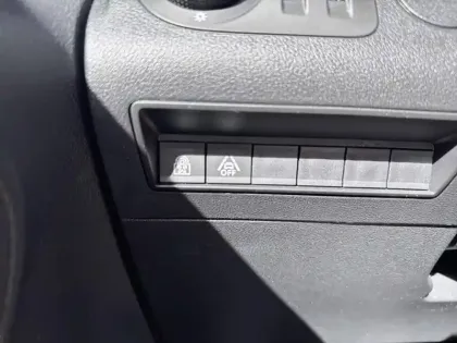 Photo 12 Opel Combo  Life L1H1 1.5 Diesel 130 ch Start/Stop Elegance