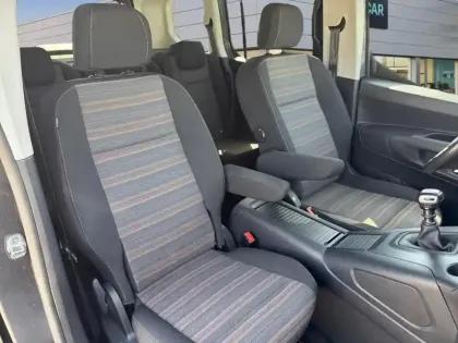 Photo 8 Opel Combo  Life L1H1 1.5 Diesel 130 ch Start/Stop Elegance