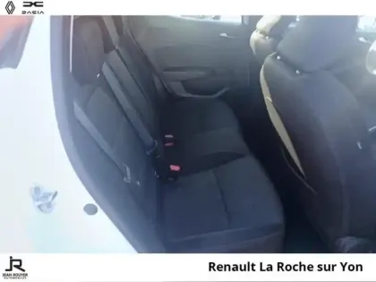 Photo 14 Renault Clio  1.6 E-Tech hybride 145ch Equilibre