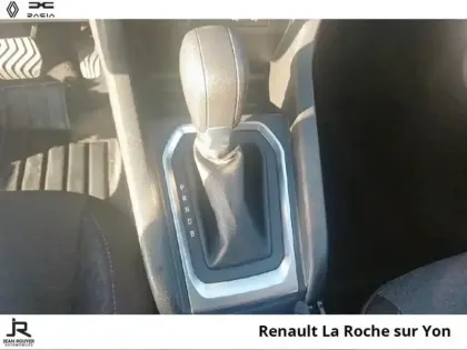 Photo 5 Renault Clio  1.6 E-Tech hybride 145ch Equilibre