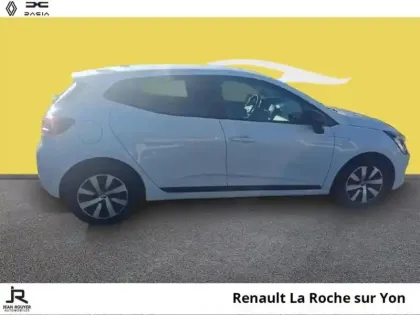 Photo 12 Renault Clio  1.6 E-Tech hybride 145ch Equilibre