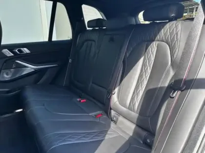 Photo 6 BMW X5  xDrive45e 394ch M Sport 17cv