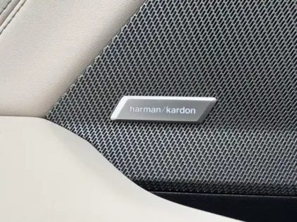 Photo 11 BMW Serie 1 Série 1 120A 170ch M Sport DKG7