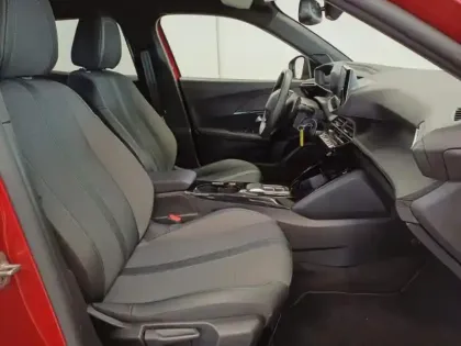 Photo 10 Peugeot 2008  1.2 PureTech 130ch S&S GT EAT8