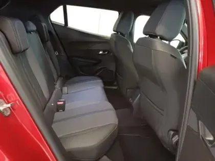 Photo 8 Peugeot 2008  1.2 PureTech 130ch S&S GT EAT8