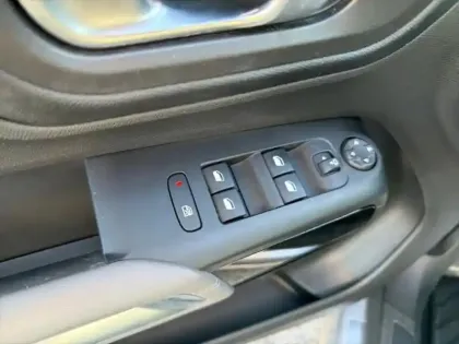 Photo 11 Citroën C5 aircross  Hybrid 225ch Shine Pack e-EAT8