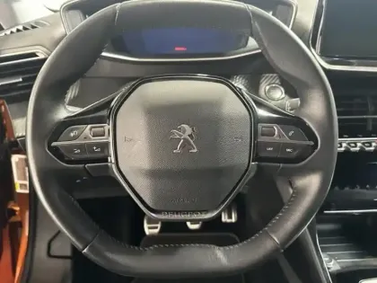 Photo 13 Peugeot 2008  1.2 PureTech 130ch S&S Roadtrip