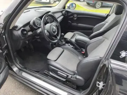 Photo 8 Mini Mini  One 102ch Blackfriars 114g