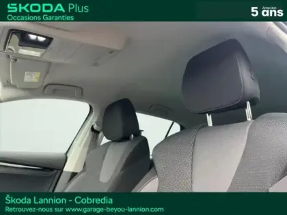 Photo 7 Skoda Octavia  Combi 2.0 TDI SCR 150ch Selection DSG7