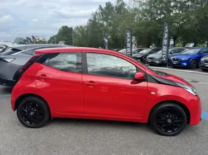 Photo 5 Toyota Aygo  1.0 VVT-i 72ch x-play 5p MY20