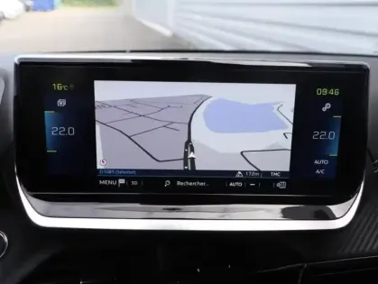 Photo 11 Peugeot 208  e- 136ch GT Pack