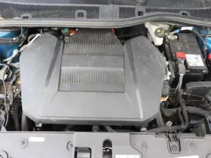 Photo 17 Peugeot 208  e- 136ch GT Pack