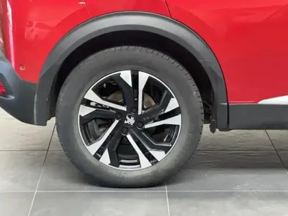 Photo 6 Peugeot 2008  e- 136ch GT