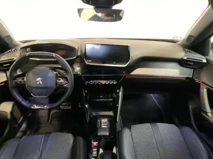 Photo 6 Peugeot 2008  e- 136ch GT