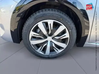 Photo 9 Peugeot 208  e- 136ch Active Pack