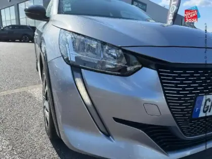 Photo 12 Peugeot 208  e- 136ch Active Pack